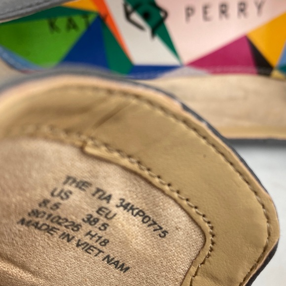 Katy Perry The Tia Slip on Flats size 8.5 - Picture 4 of 11